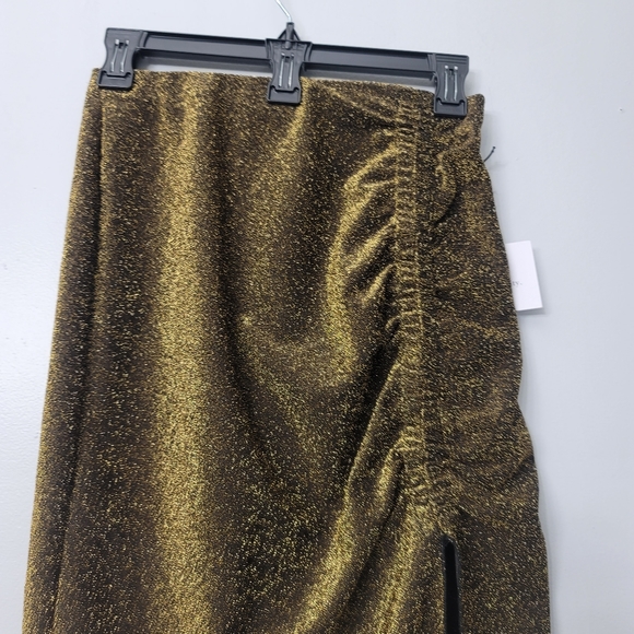 OriginalityGlitzy Side Ruche Glitter Lurex Midi Skirt - Picture 6 of 12